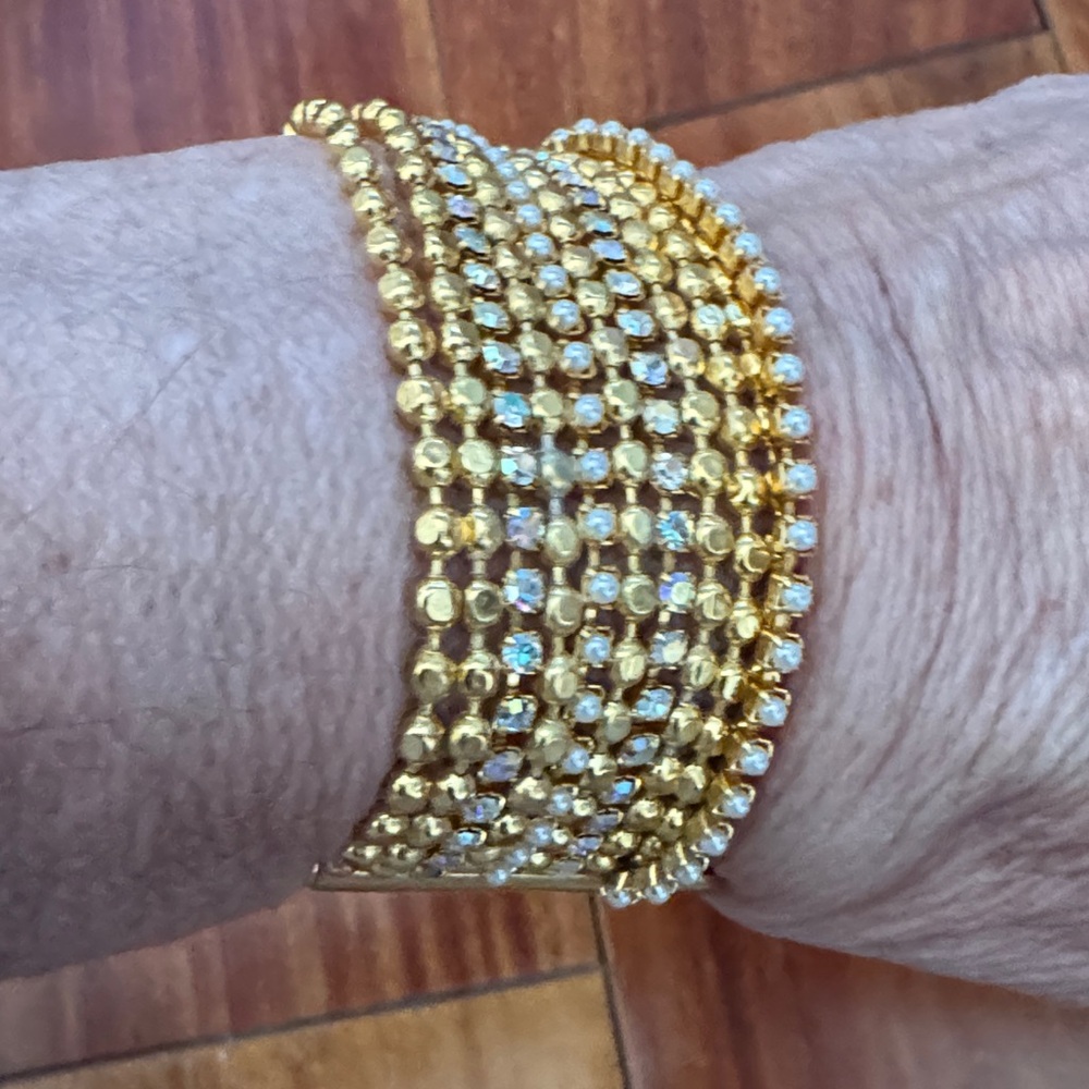 Gold & Swarovski crystal/ pearl chain Bracelet ZZZAP brand